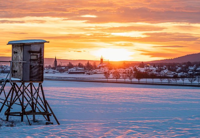 Speichersdorf im Winter bei Sonnenaufgang
